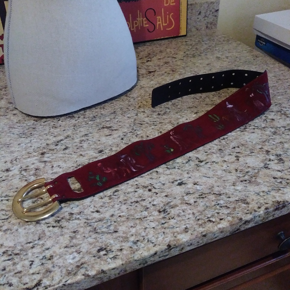 Vintage Hand-Painted Maroon Leather Suede Belt - Picture 4 of 8